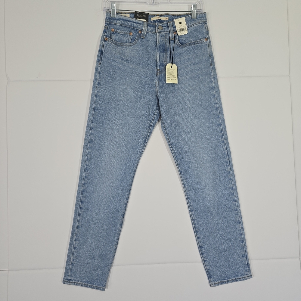 NWT Levi's Premium Wedgie High Rise Straight Jeans Size 27 Blue